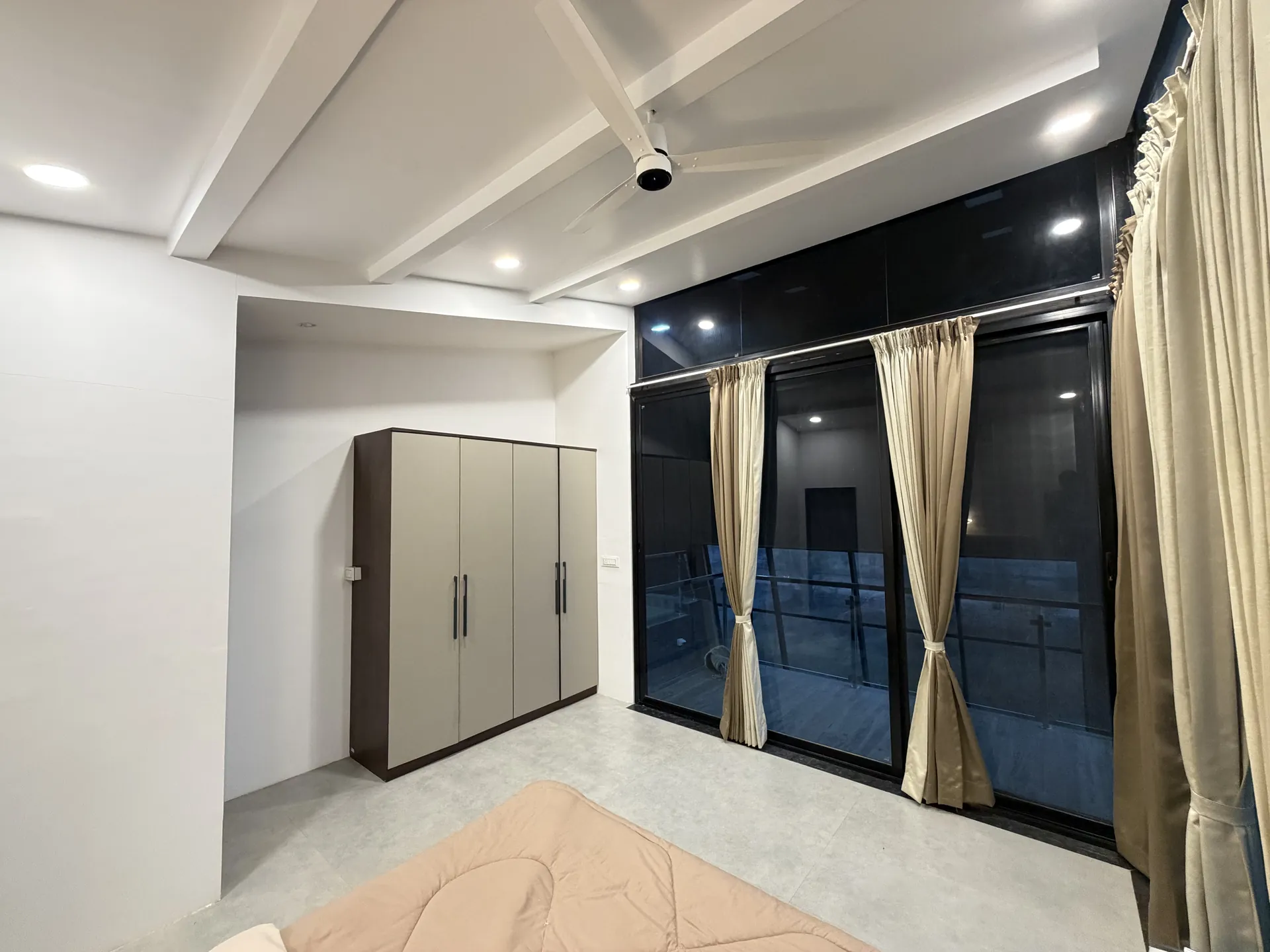 Pet-Friendly Villa Rules Near Mumbai — What to Know Before You Book