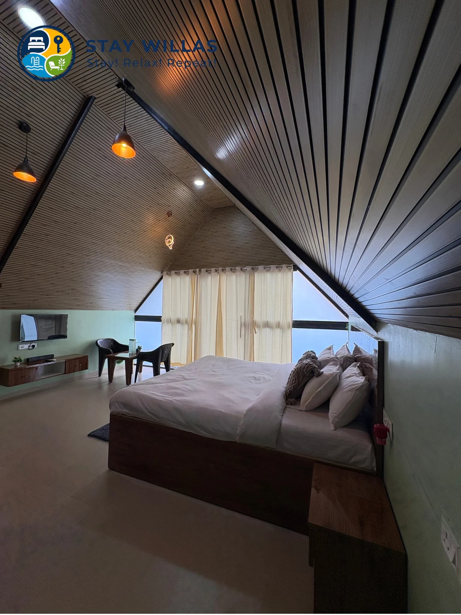 Breeze luxury private pool villa photo 5