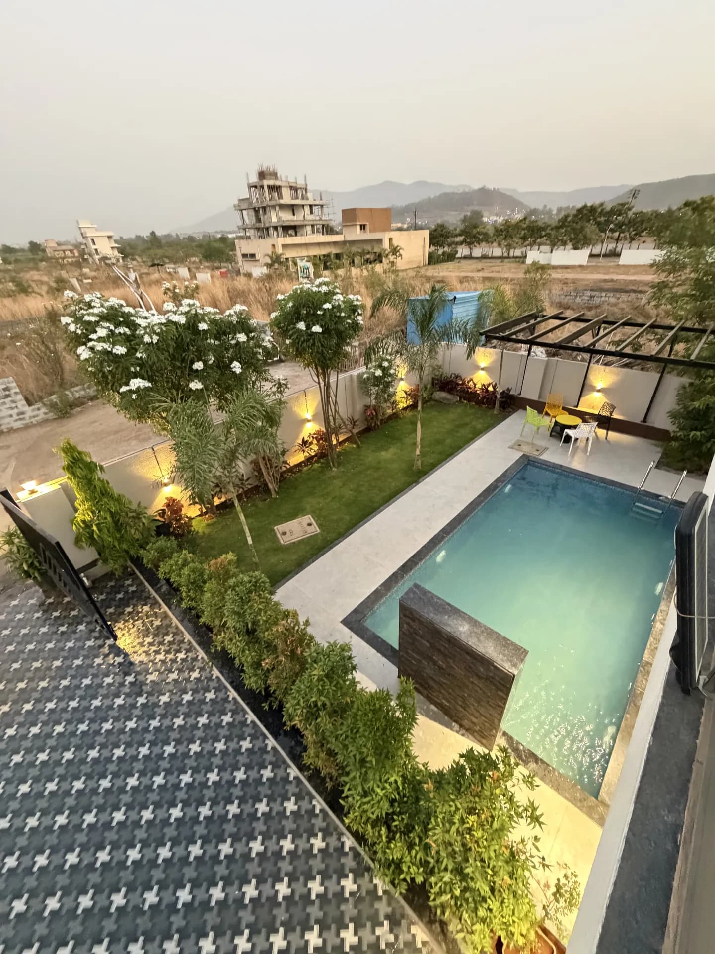 Why In-Villa Dining & Private Chefs Are Redefining Luxury Staycations in Lonavala
