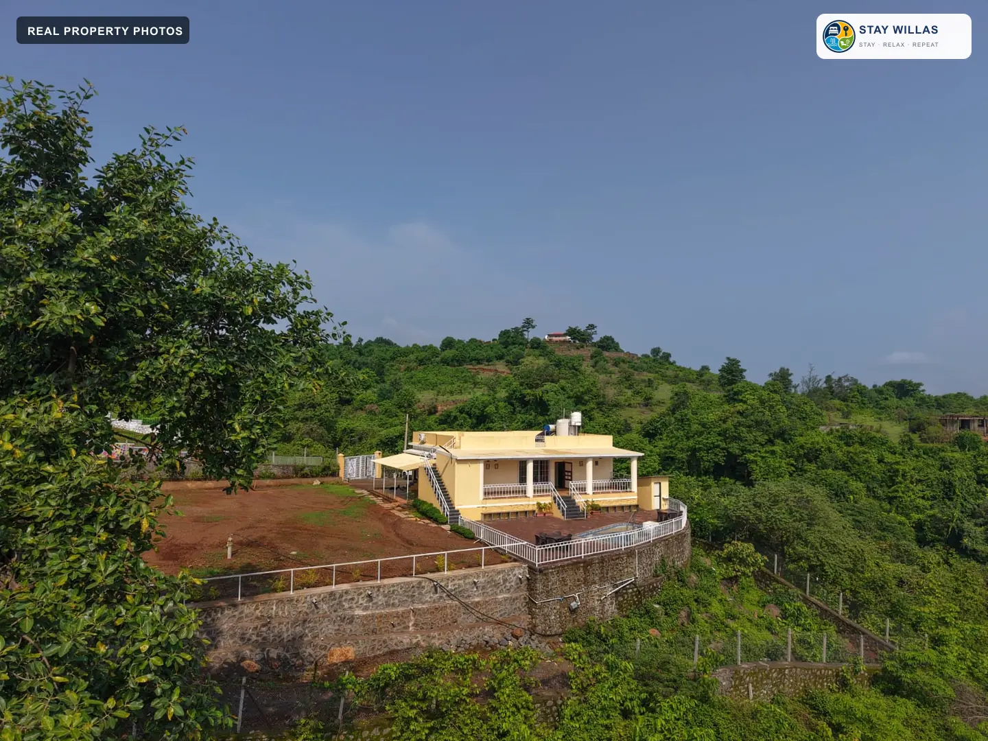 Nieevant by Stay Willas on its green hilltop in Khopoli